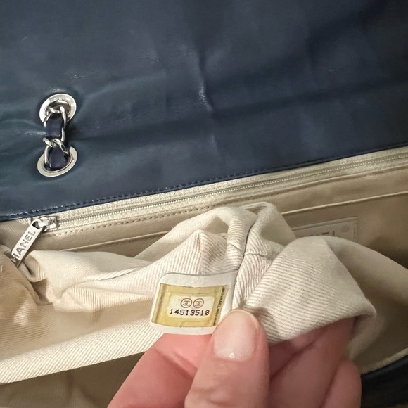 Chanel Business Flap Maxi Blue - Picture 5 of 10